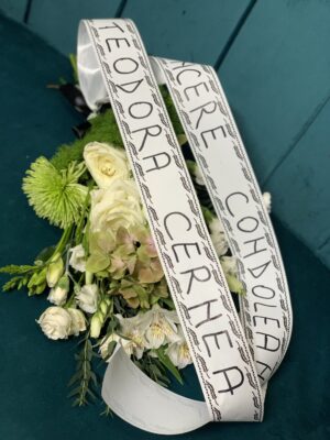 Buchet de flori cu mesaj sincere condoleante